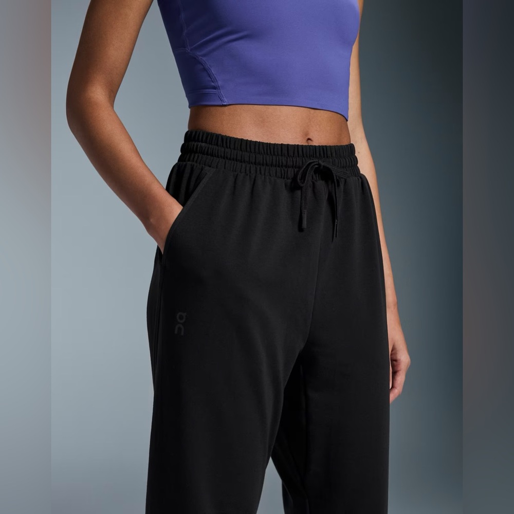 ON | Studio Jogger - Picture 4 of 7